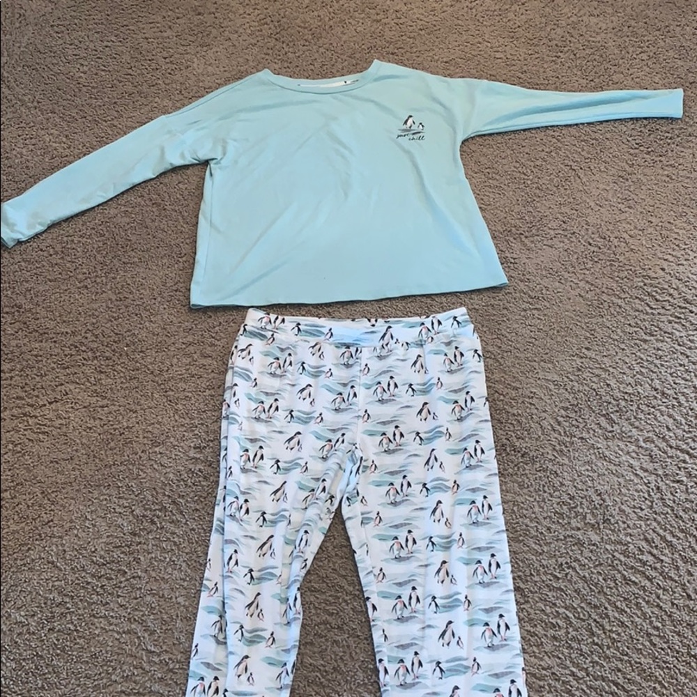 PENGUIN LONG SLEEVE AND PANTS PAJAMA SET